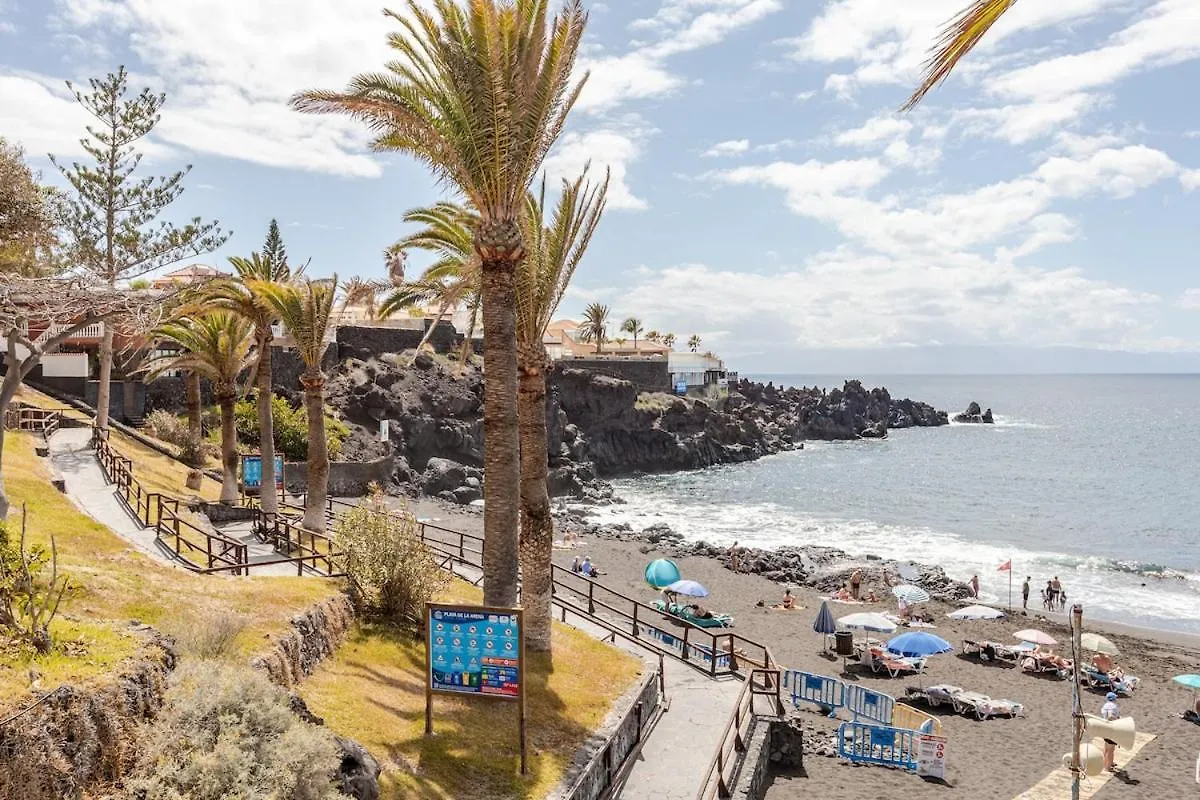 Oceanview Getaway With Pool In Playa La Arena Apartman Puerto de Santiago